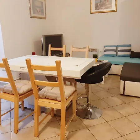 Daire Fresh Apartman, Centar, Ugodno Svjez I Jako Mirno